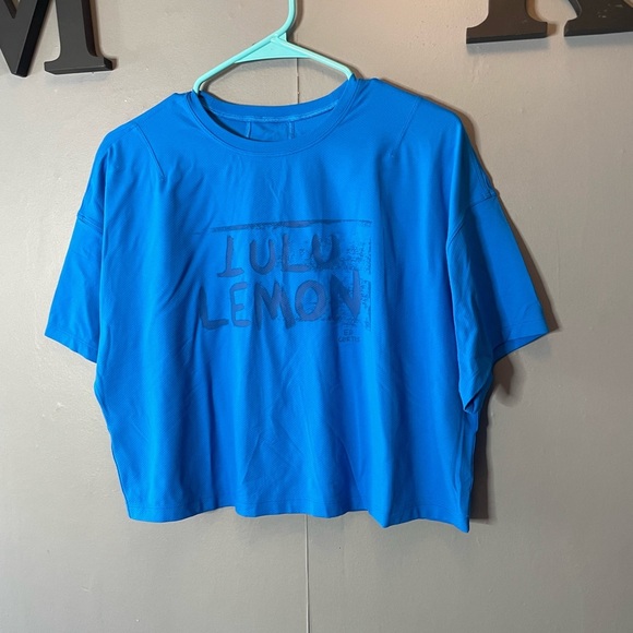 Lululemon Abrasion-Resistant Training T-Shirt *Ed Curtis
Poolside size 8 - Picture 5 of 9